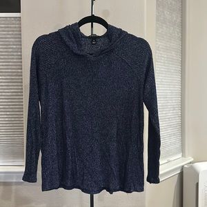 Purple Kenneth Cole light hooded sweater